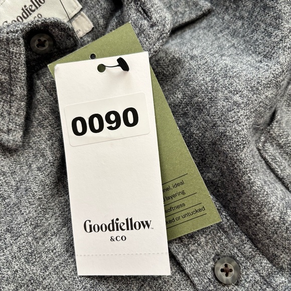 Goodfellow & Co. Men’s midweight long-sleeve flannel button-down shirt in gray - Picture 7 of 7